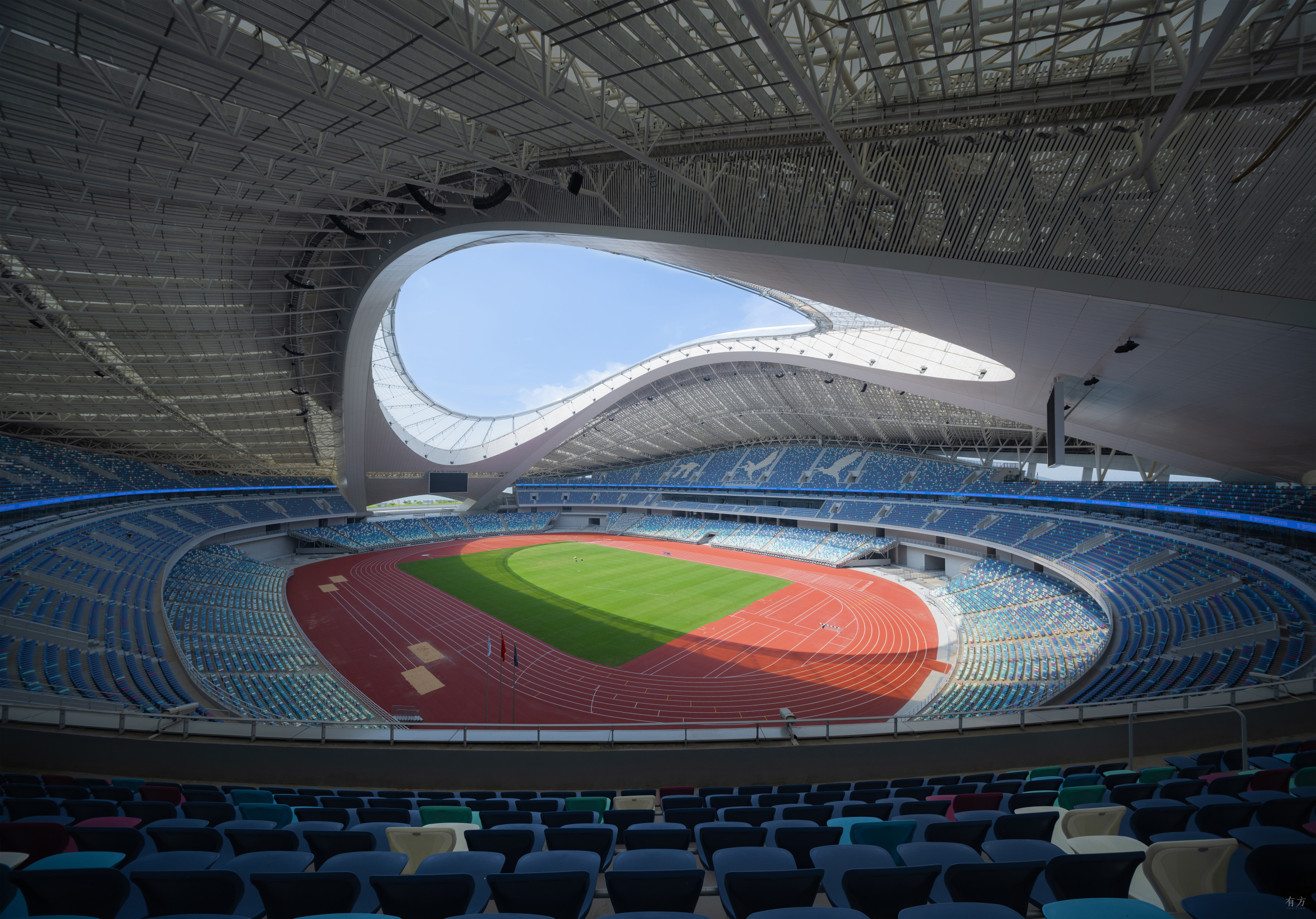 懂球帝2025赛季中超最佳阵容：瓦科法比奥领衔，申花3人入选最多